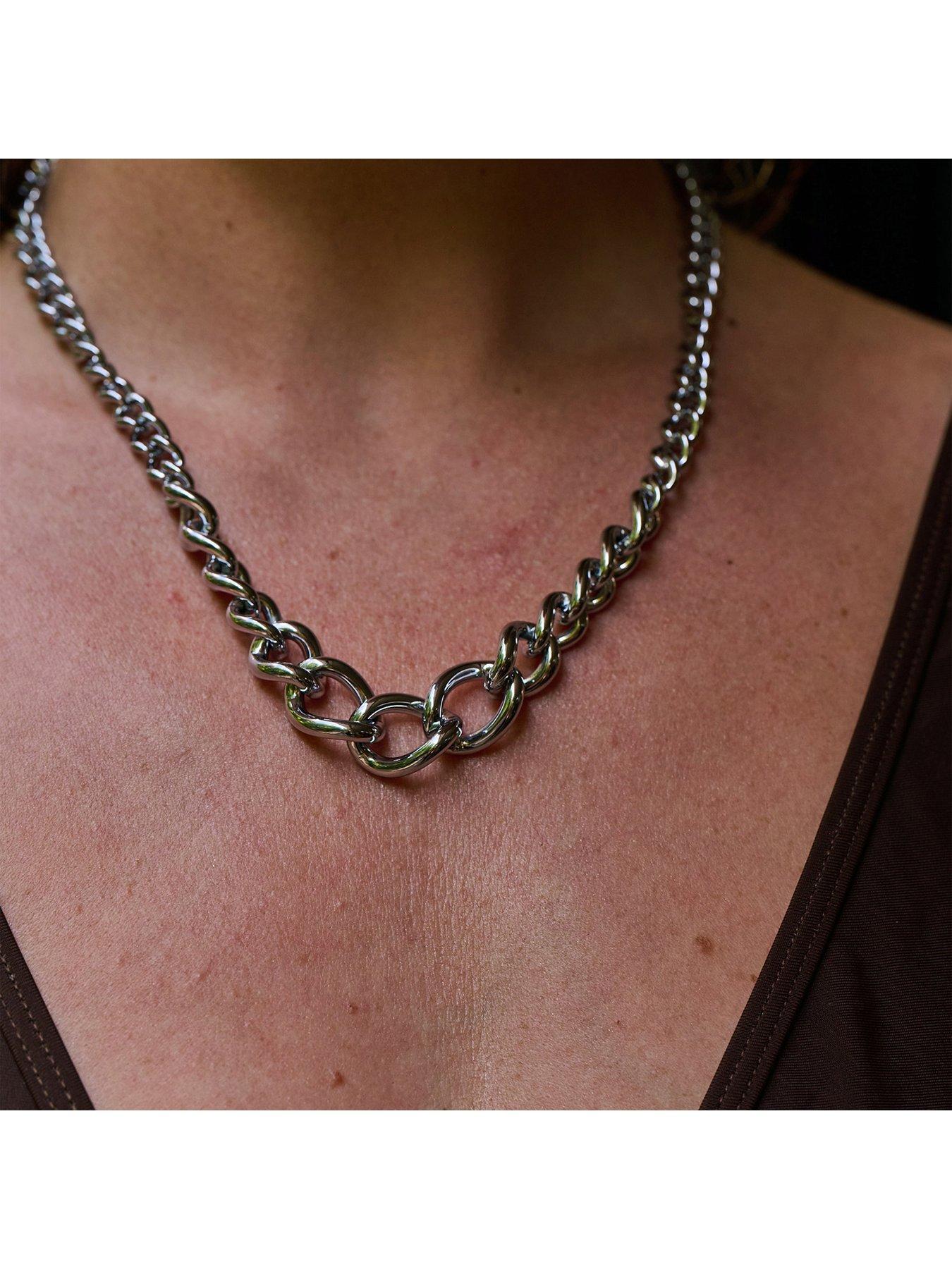 Image 3 of 3 of Ava & Sky Graduated Link Chunky Chain Necklace - Silver