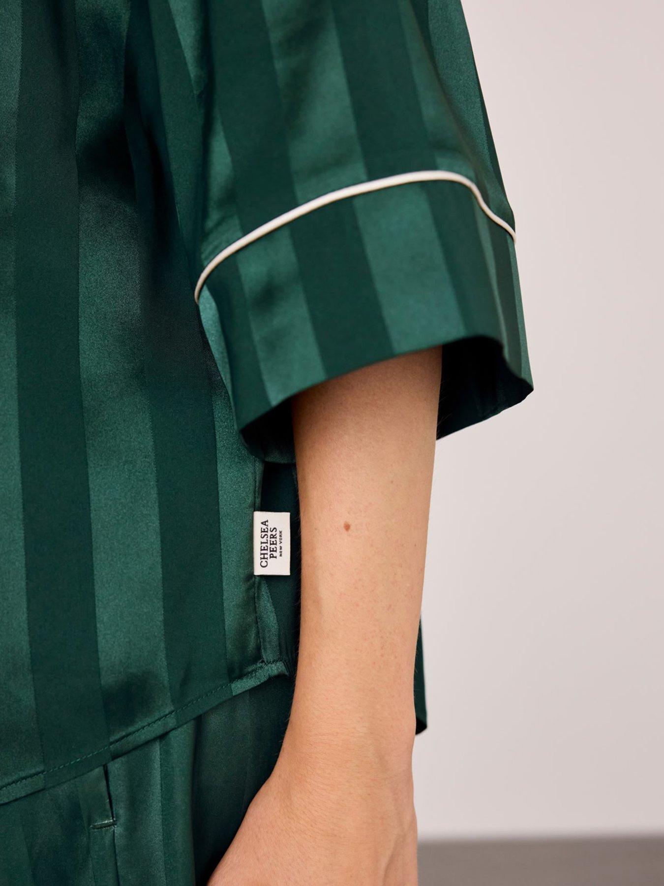 Image 6 of 7 of CHELSEA PEERS Chelsea Peers Satin Evergreen Stripe Long Pyjama Set - Green