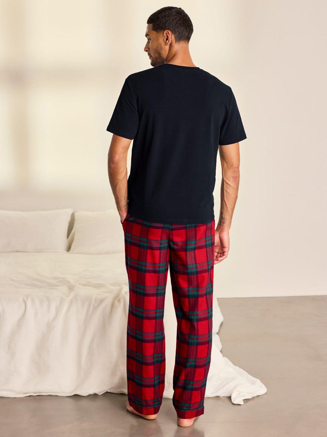 Image 2 of 6 of CHELSEA PEERS Chelsea Peers Men's Jersey T-shirt &amp; Woven Bottom Pj Set - Red
