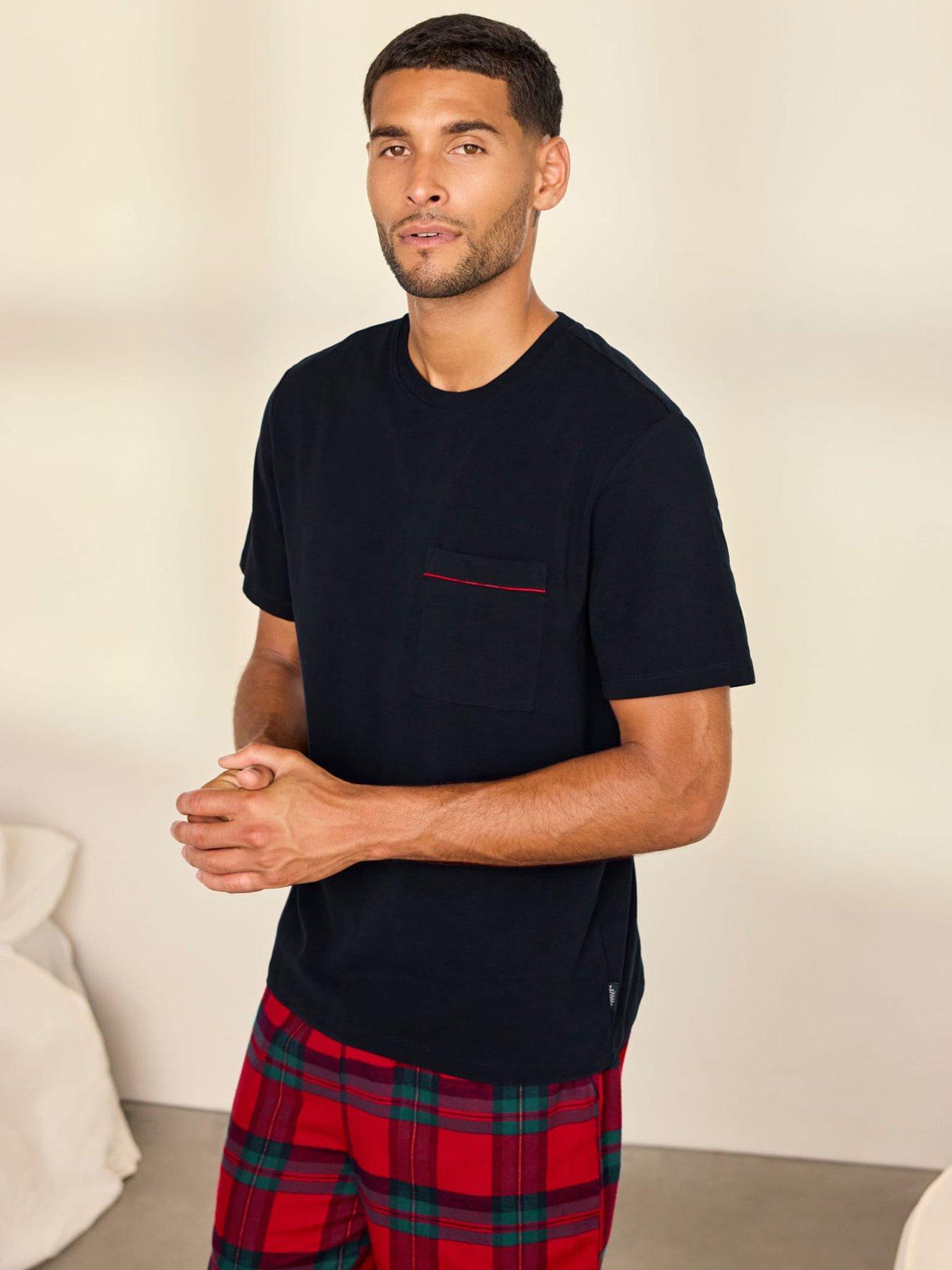 Image 4 of 6 of CHELSEA PEERS Chelsea Peers Men's Jersey T-shirt &amp; Woven Bottom Pj Set - Red