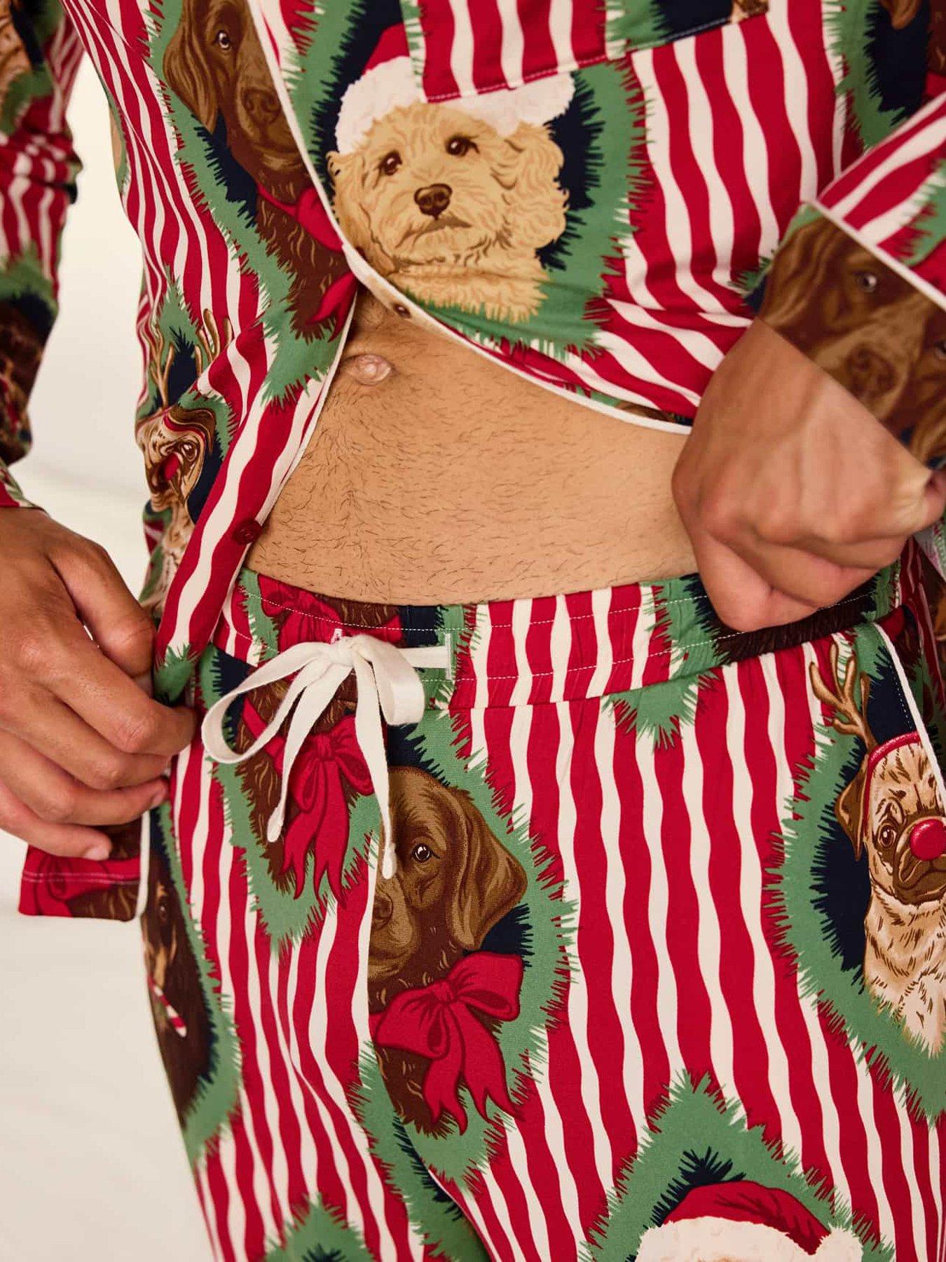Image 6 of 7 of CHELSEA PEERS Chelsea Peers Men's Christmas Chip &amp; Friends Stripe Print Long Pyjama Set - Red