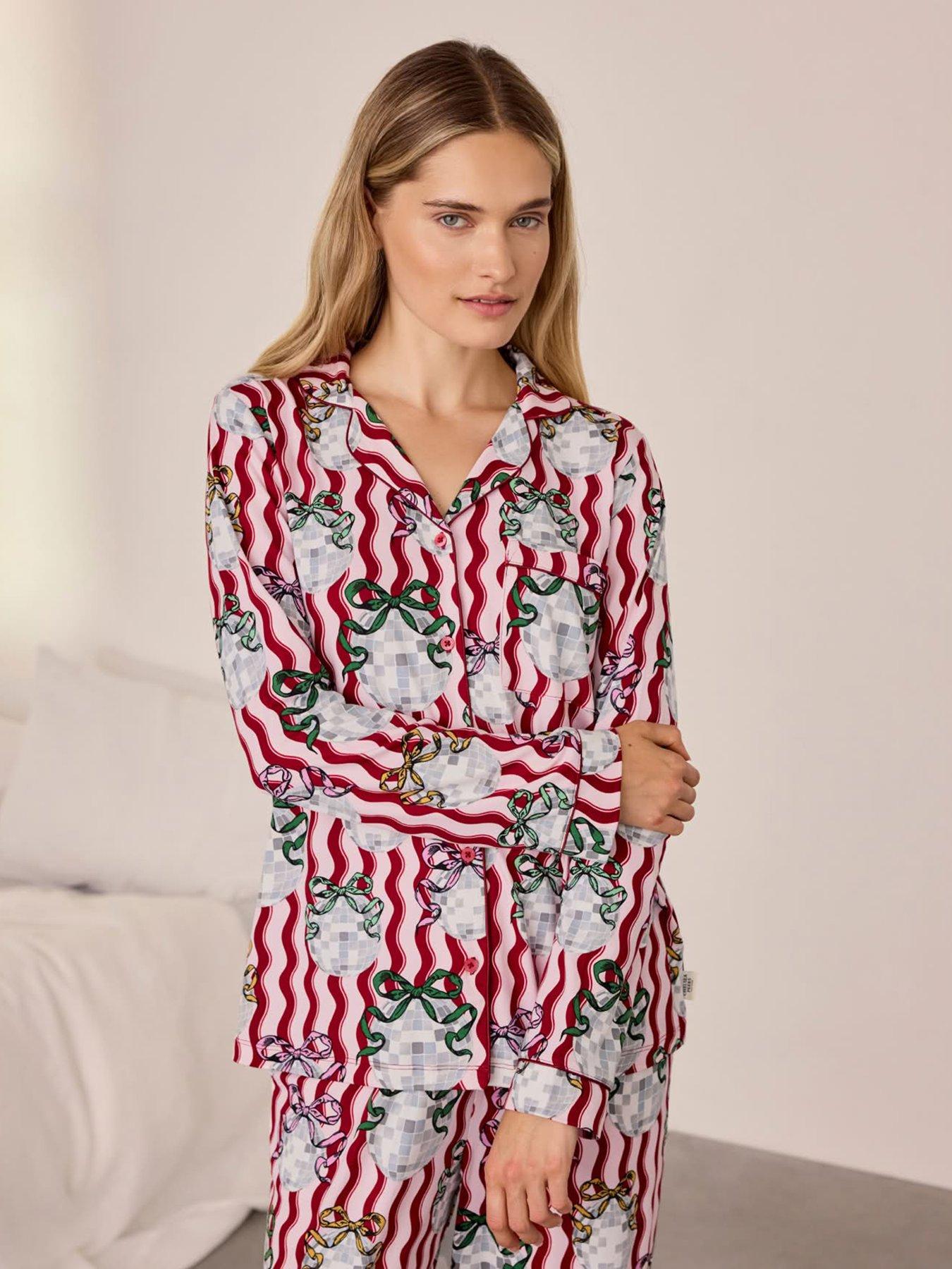 Image 4 of 7 of CHELSEA PEERS Womens Wavy Stripe Disco Ball Print Long Pyjama Set - Pink