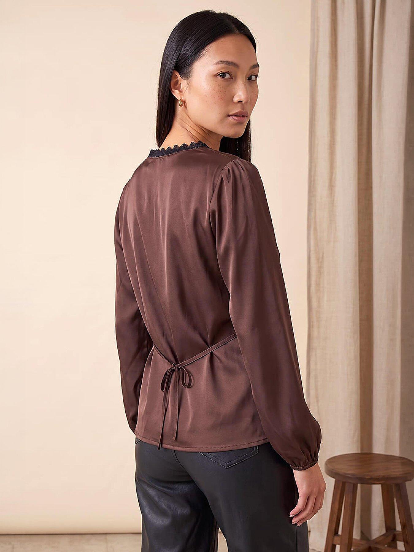 Image 3 of 4 of Roman Contrast Lace Trim Top