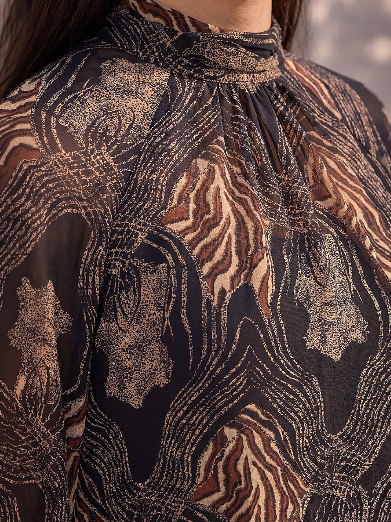 Image 2 of 4 of Roman Animal Longline Tunic