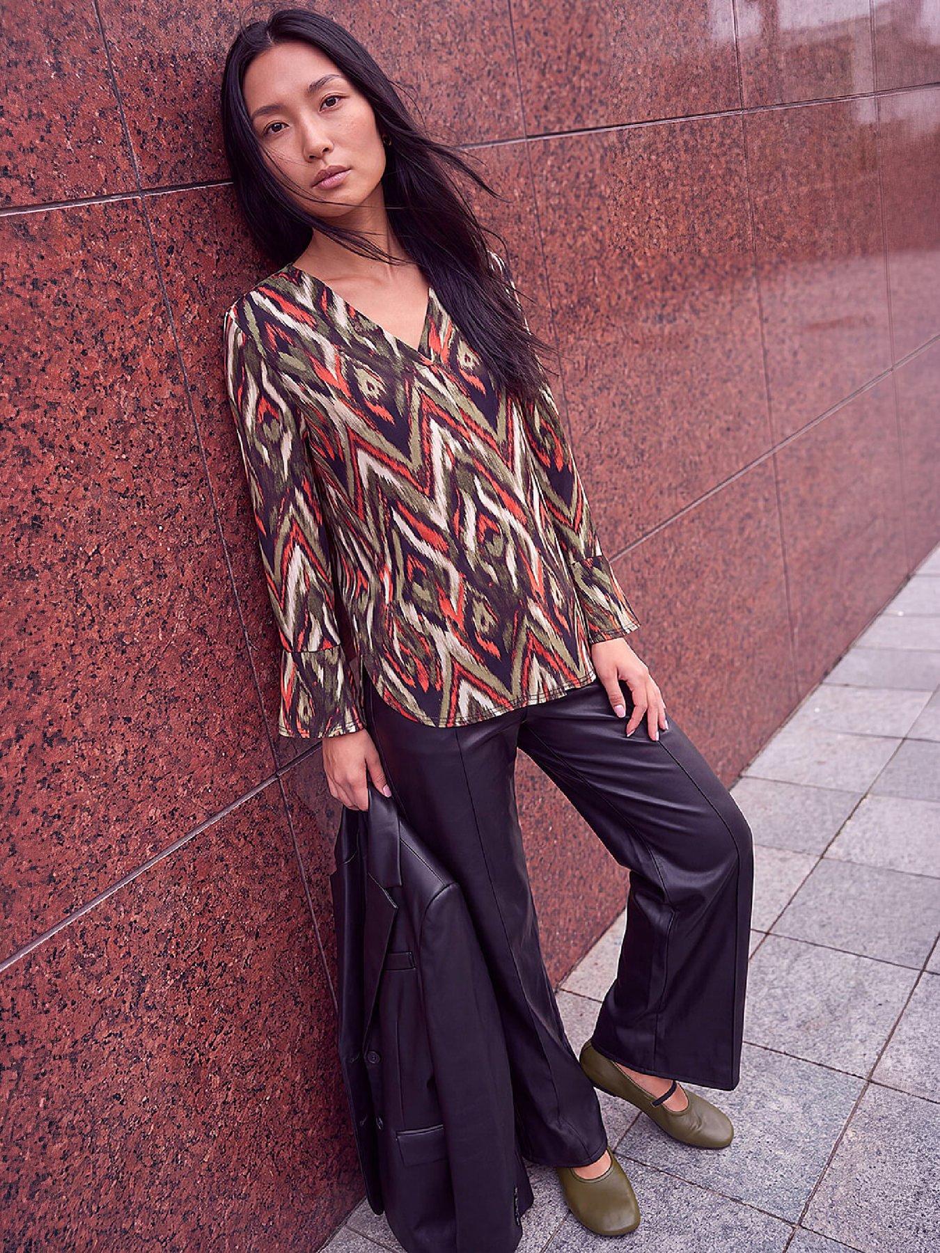 Image 3 of 3 of Roman Womens Abstract Print V-Neck Tunic Top - Green