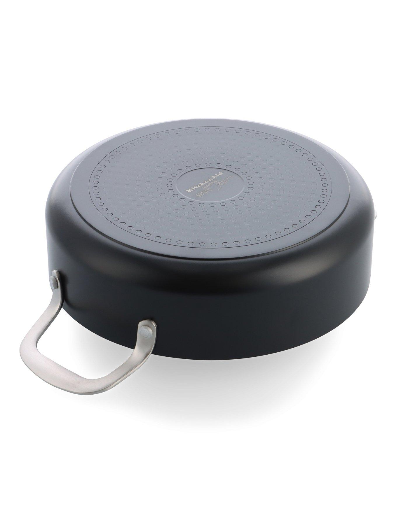 Image 4 of 7 of KitchenAid Kitchenaid Coloured Aluminum Cvd. Skillet 24cm / 3.1l With 2 Sidehandles - Matte Black