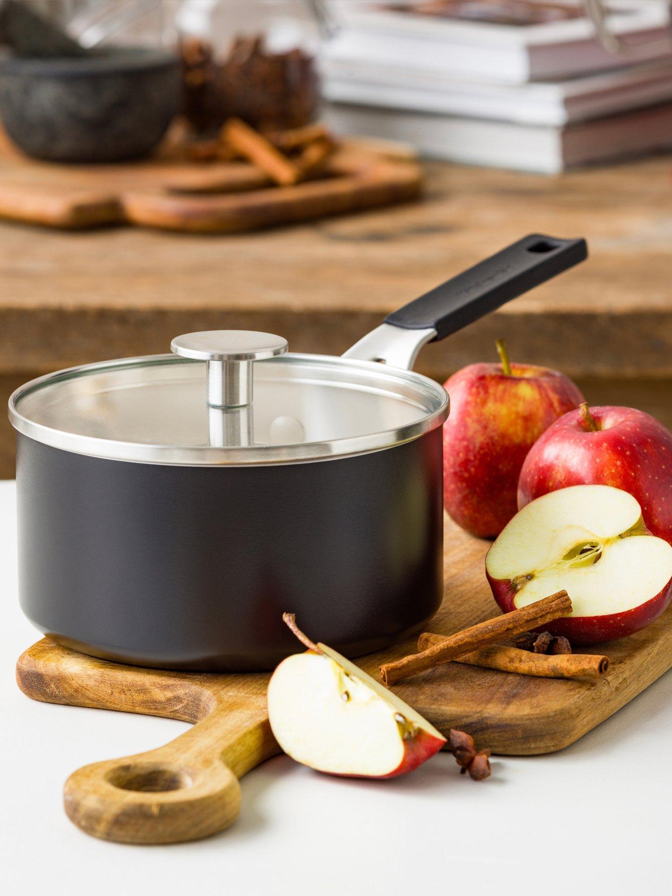 Image 5 of 5 of KitchenAid Kitchenaid Coloured Aluminum Saucepan With Lid 16cm / 1.58l - Matte Black