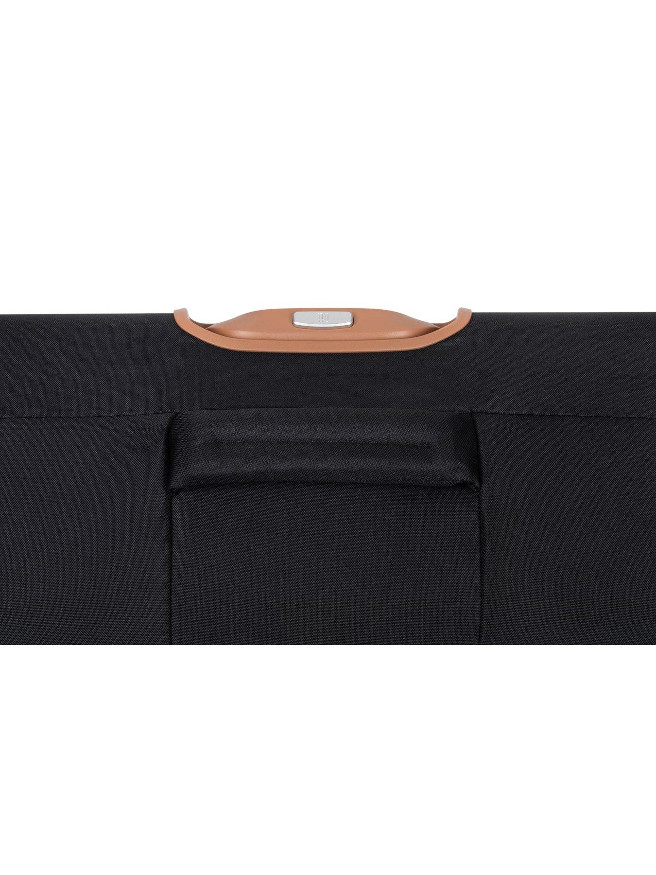 Image 5 of 7 of it Luggage Boarded Medium Suitcase