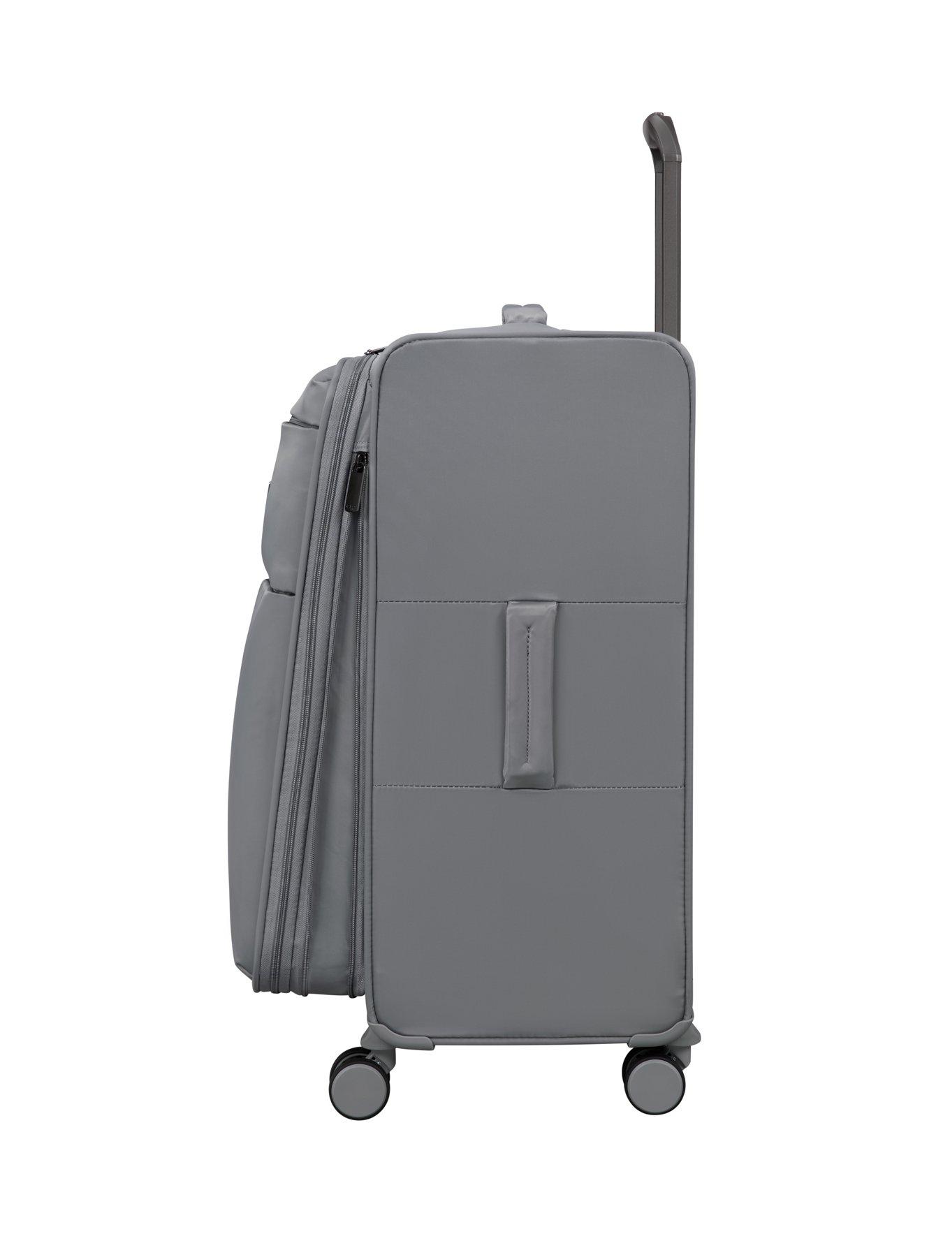 Image 4 of 7 of it Luggage Affluent Large Suitcase