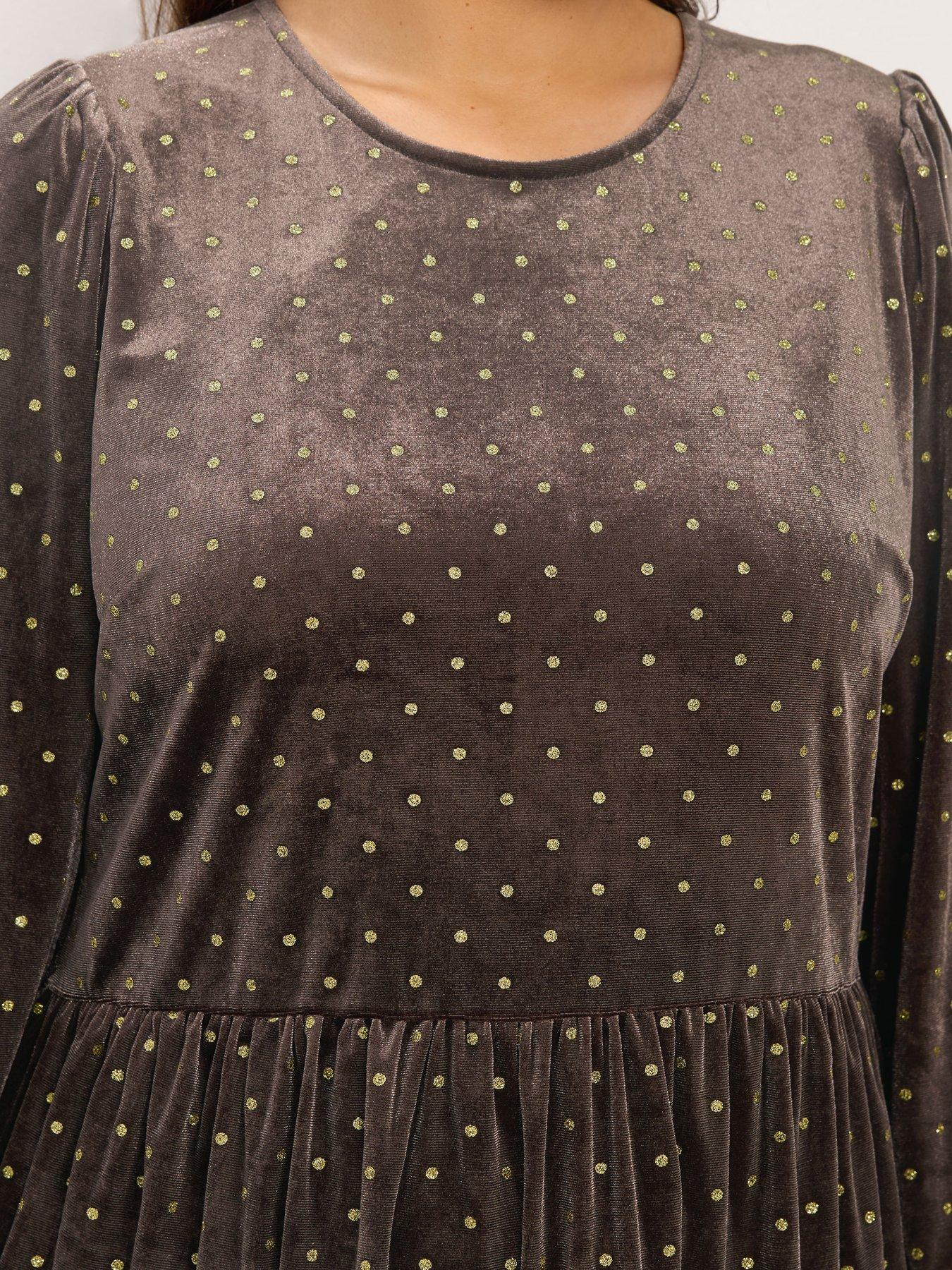 Image 4 of 4 of Yours Curve Tiered Balloon Sleeve Dress