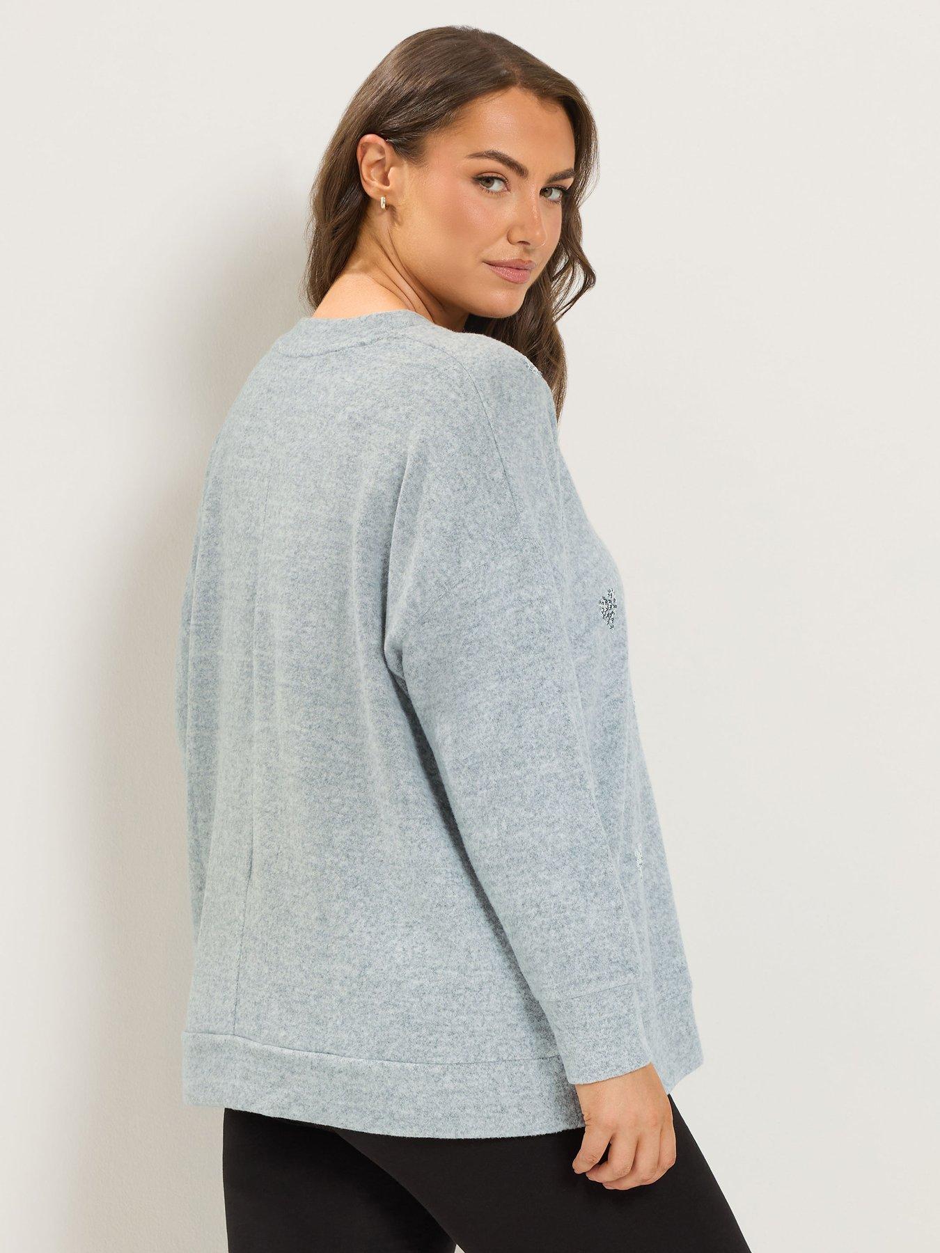 Image 2 of 4 of Yours Curve Heart Jumper
