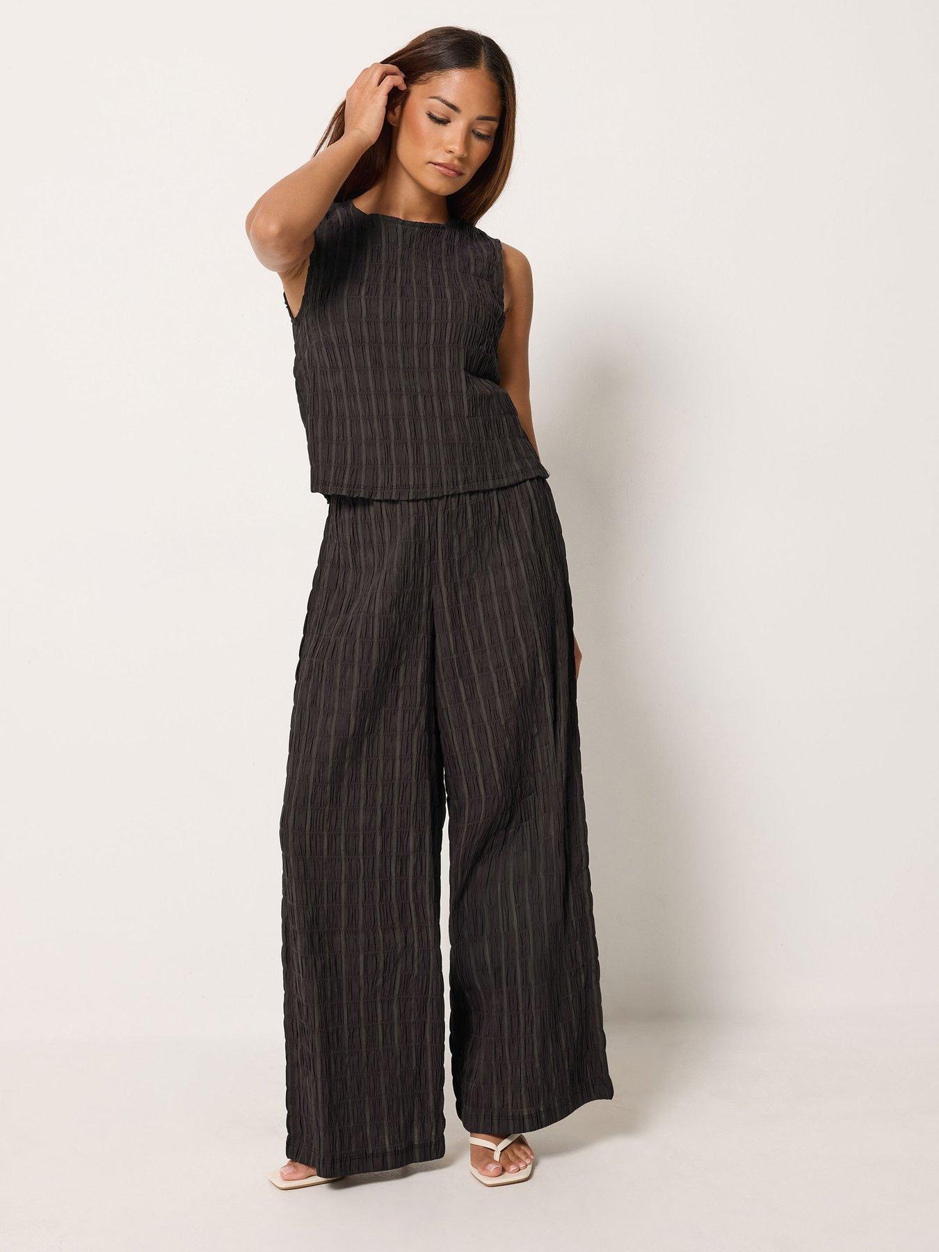 Image 3 of 4 of Yours Petite Wide Leg Textured Trouser