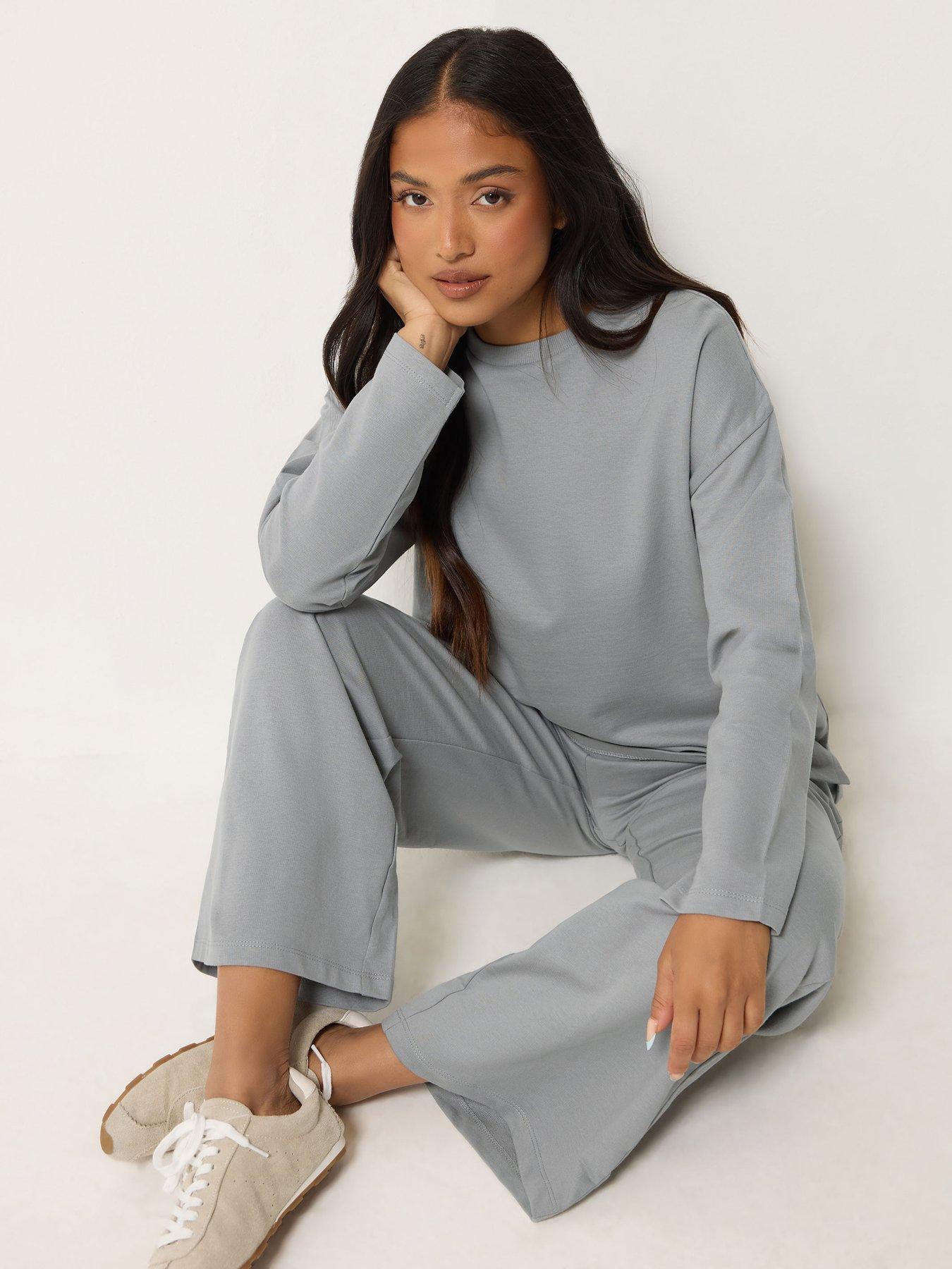 Image 3 of 4 of PixieGirl Womens Petite Loop Back Sweatshirt Set - Grey