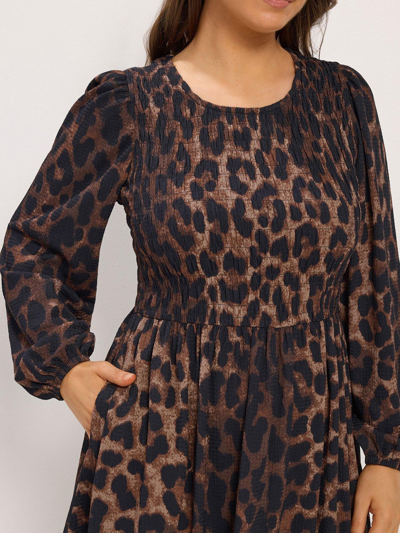 Image 4 of 4 of Yours Curve Shirred Midaxi Dress