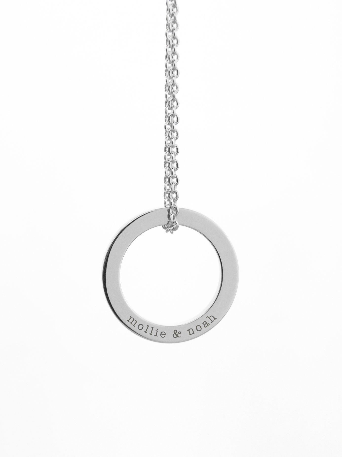 Image 5 of 5 of Treat Republic Personalised Family Ring Necklace in Silver