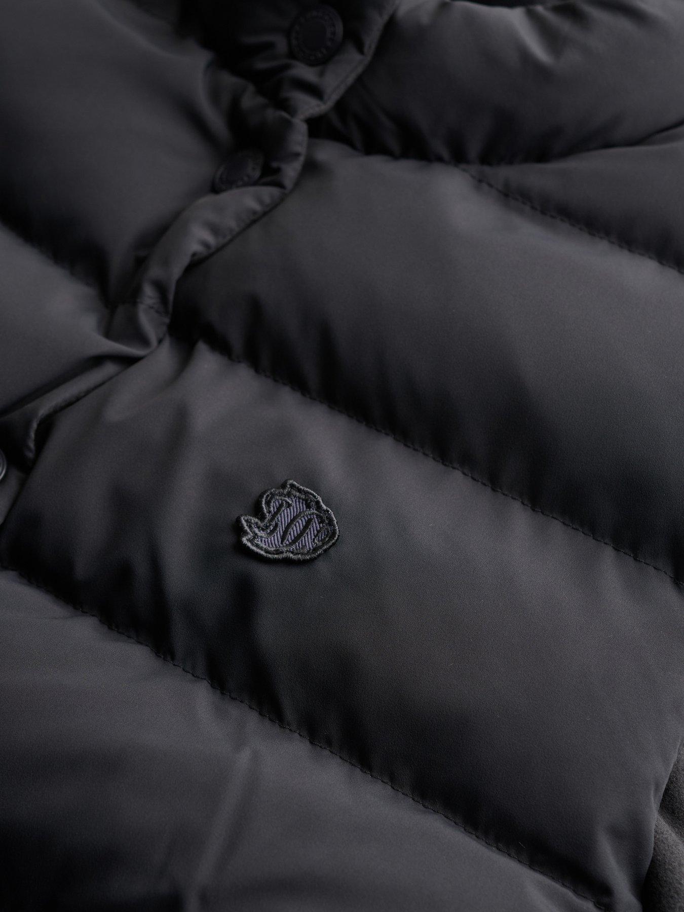 Image 6 of 6 of Superdry Superdry Entry Padded Snap Gilet - Black