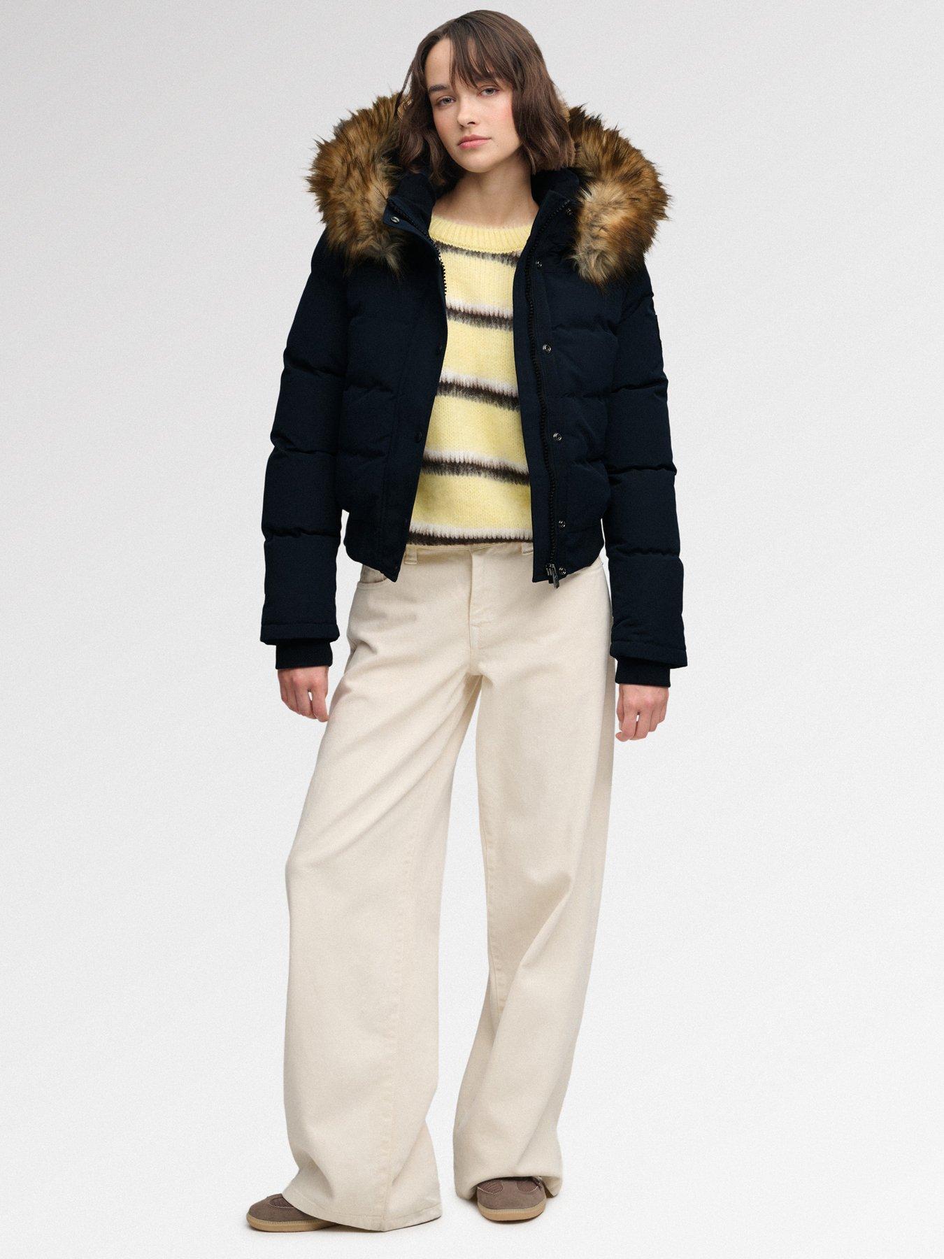 Image 3 of 7 of Superdry Superdry Everest Hooded Bomber Jacket - Navy