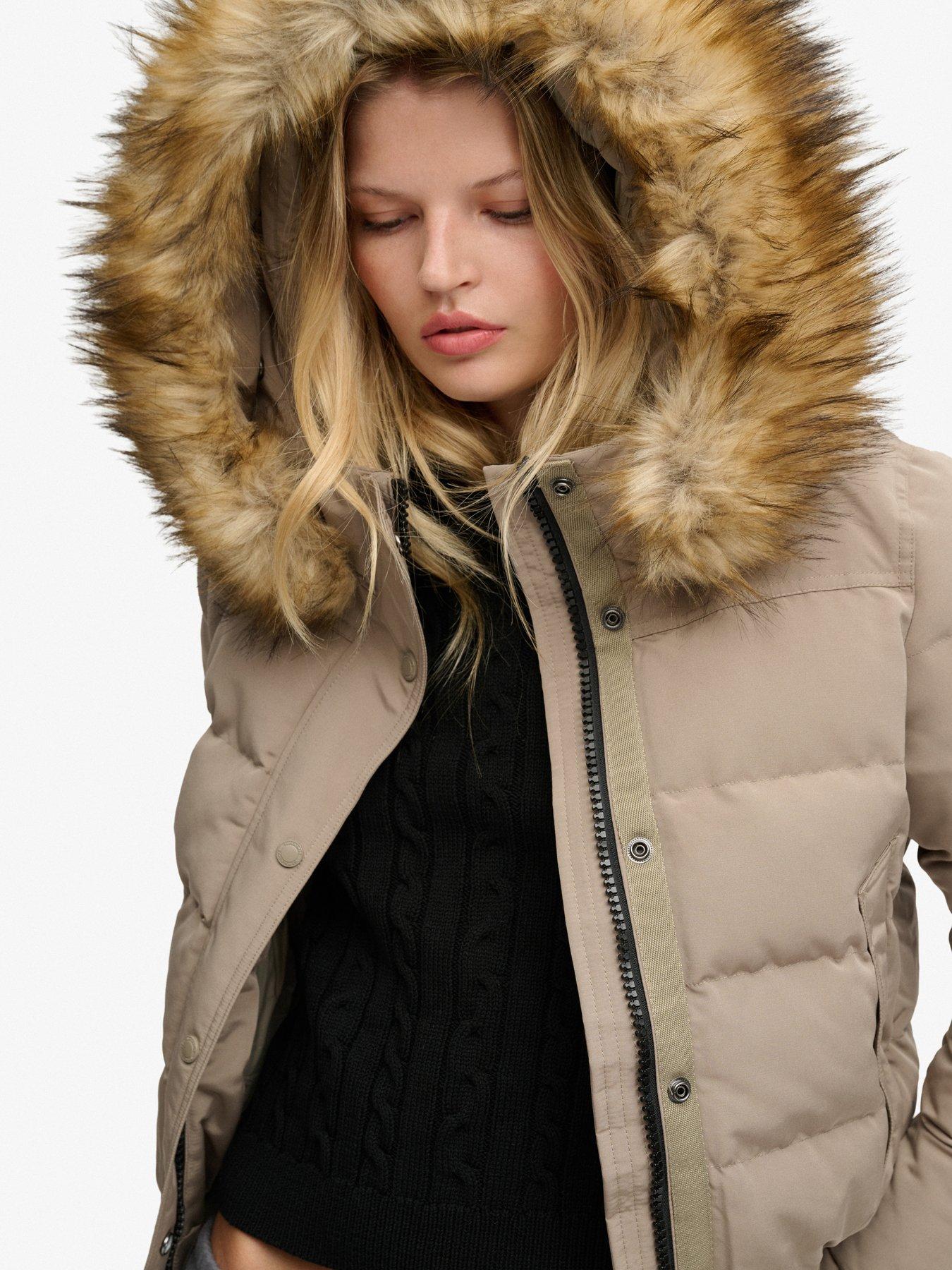 Image 4 of 6 of Superdry Superdry Everest Hooded Bomber Jacket - Brown