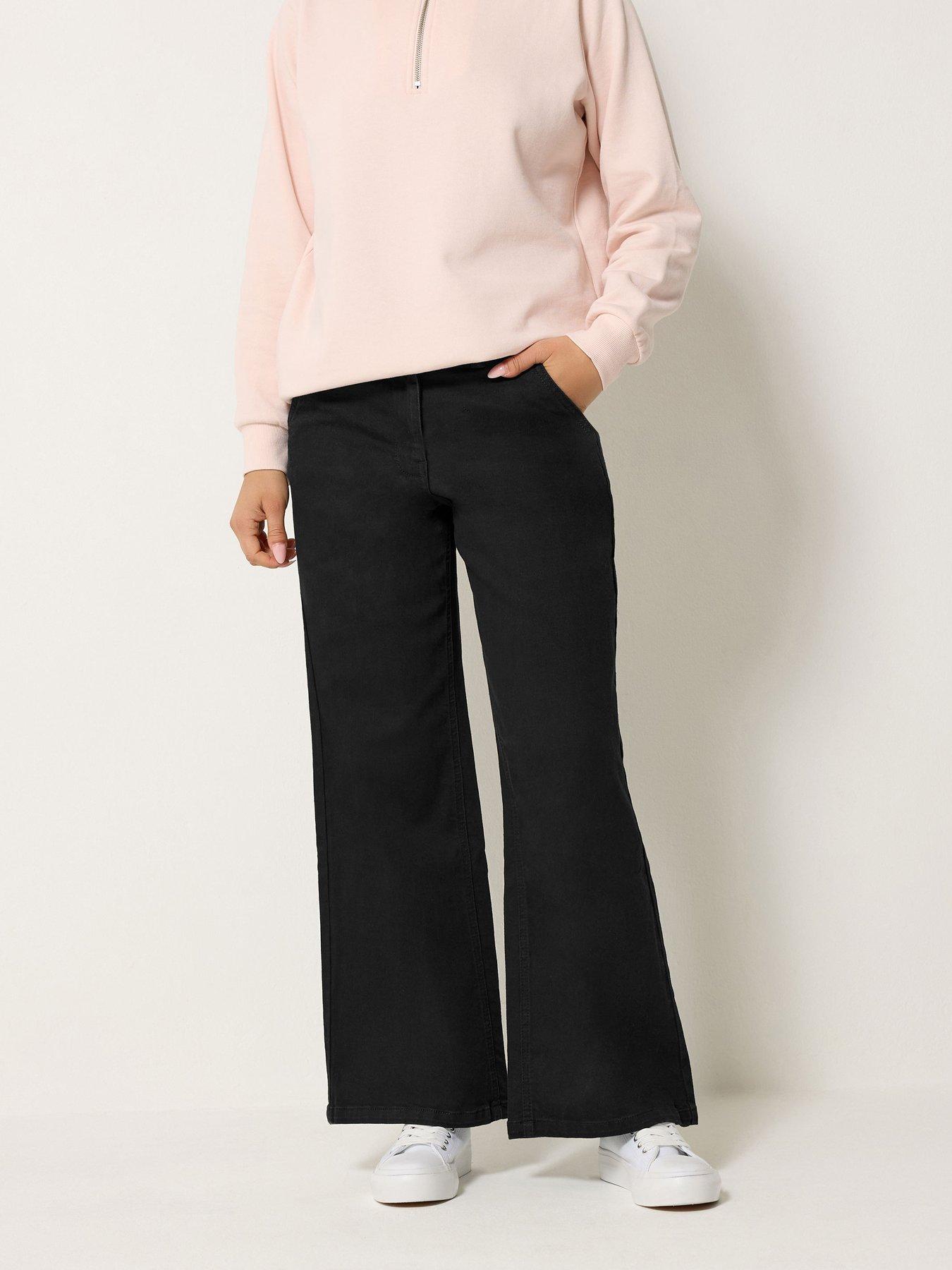 Image 1 of 4 of M&Co Petite Petite Wide Leg Jean 27"