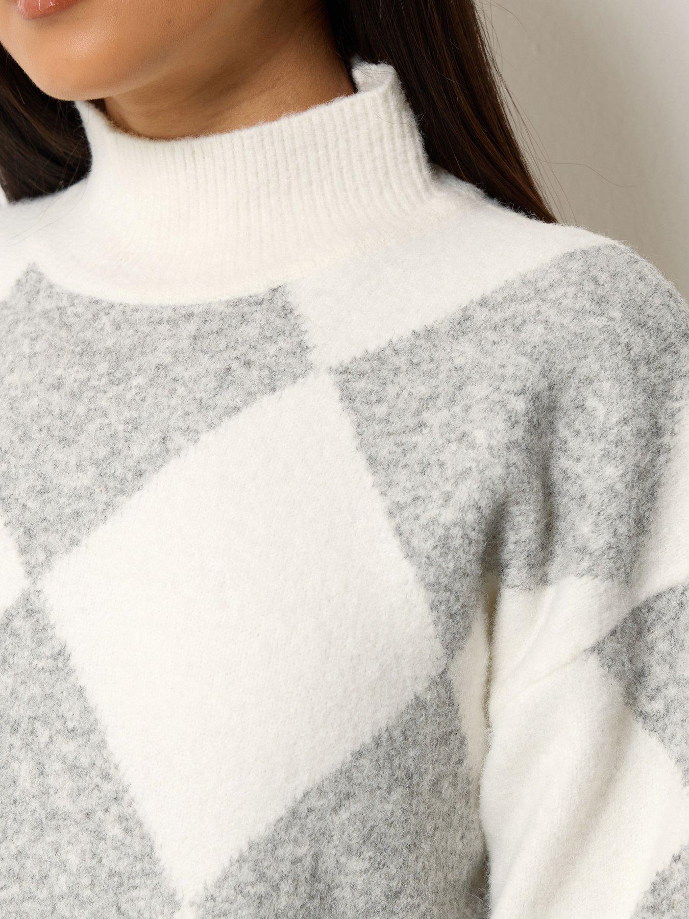 Image 4 of 4 of M&Co Petite Petite Argyle Jumper