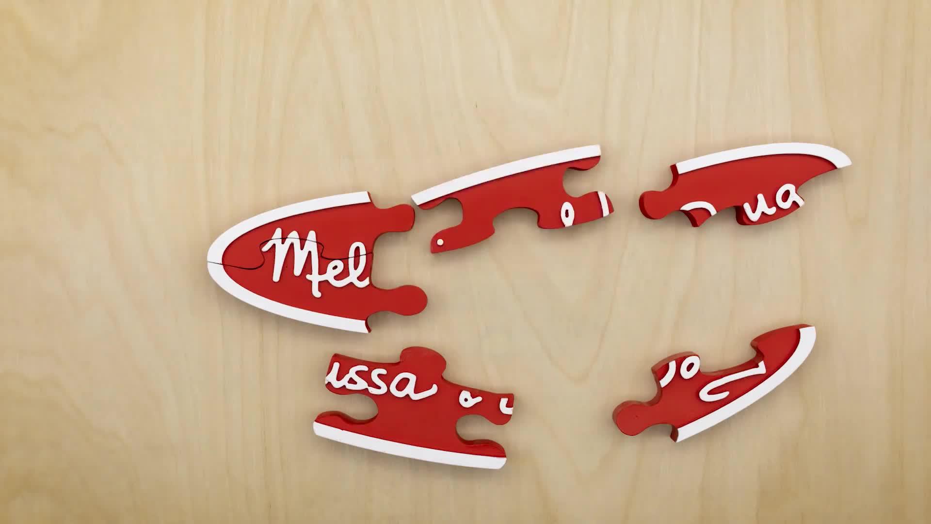 Image thumbnail 4 of 4 of Melissa & Doug Beauty Salon Play Set