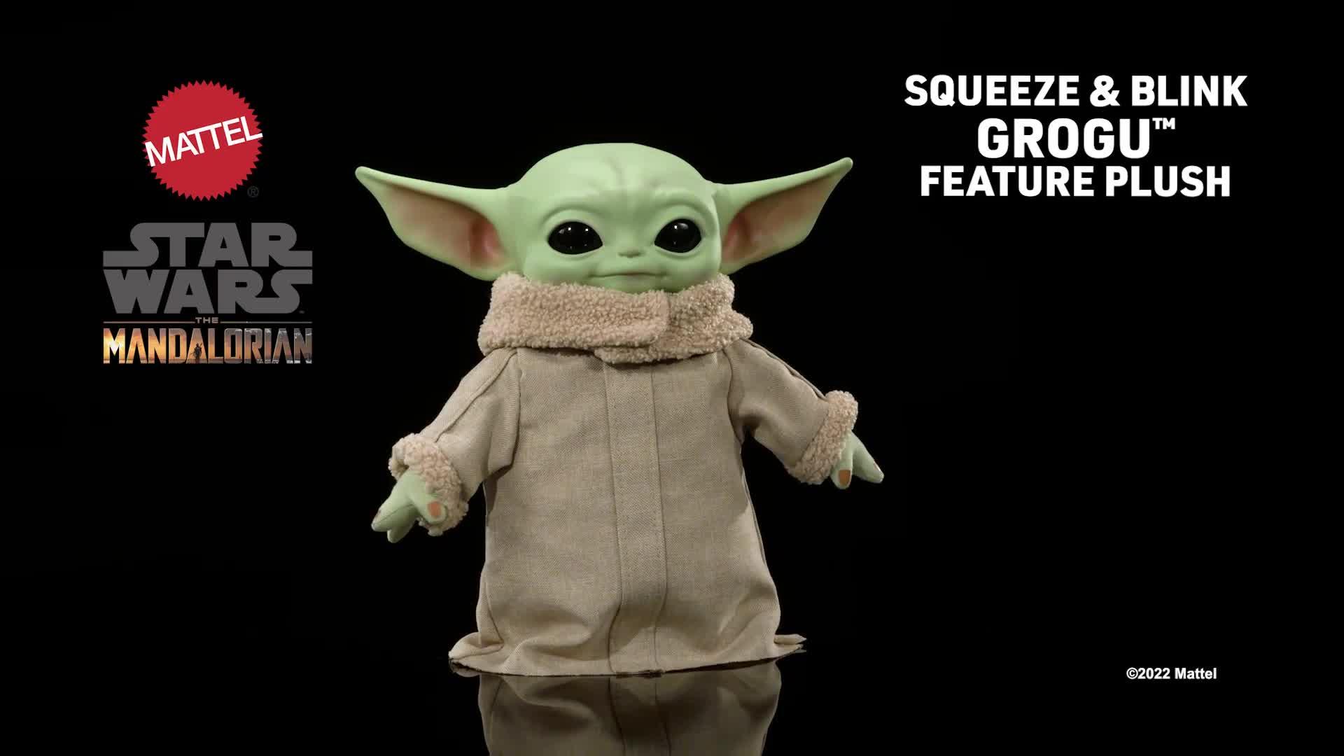 Mattel Star Wars Grogu Squeeze and blink Plush with sounds and movement,  Collectible Gift for star wars fans