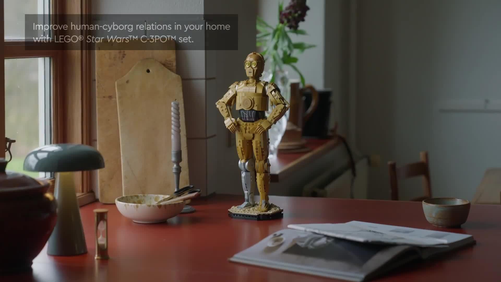 Image thumbnail 8 of 8 of LEGO Star Wars C-3PO, Droid Character Figure 75398