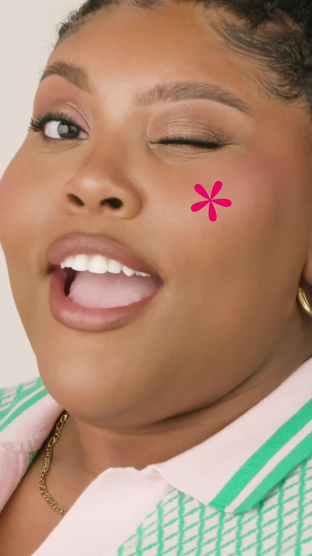 Image thumbnail 8 of 8 of Benefit The Porefessional Power Matte and Blur Loose Setting Powder 8g