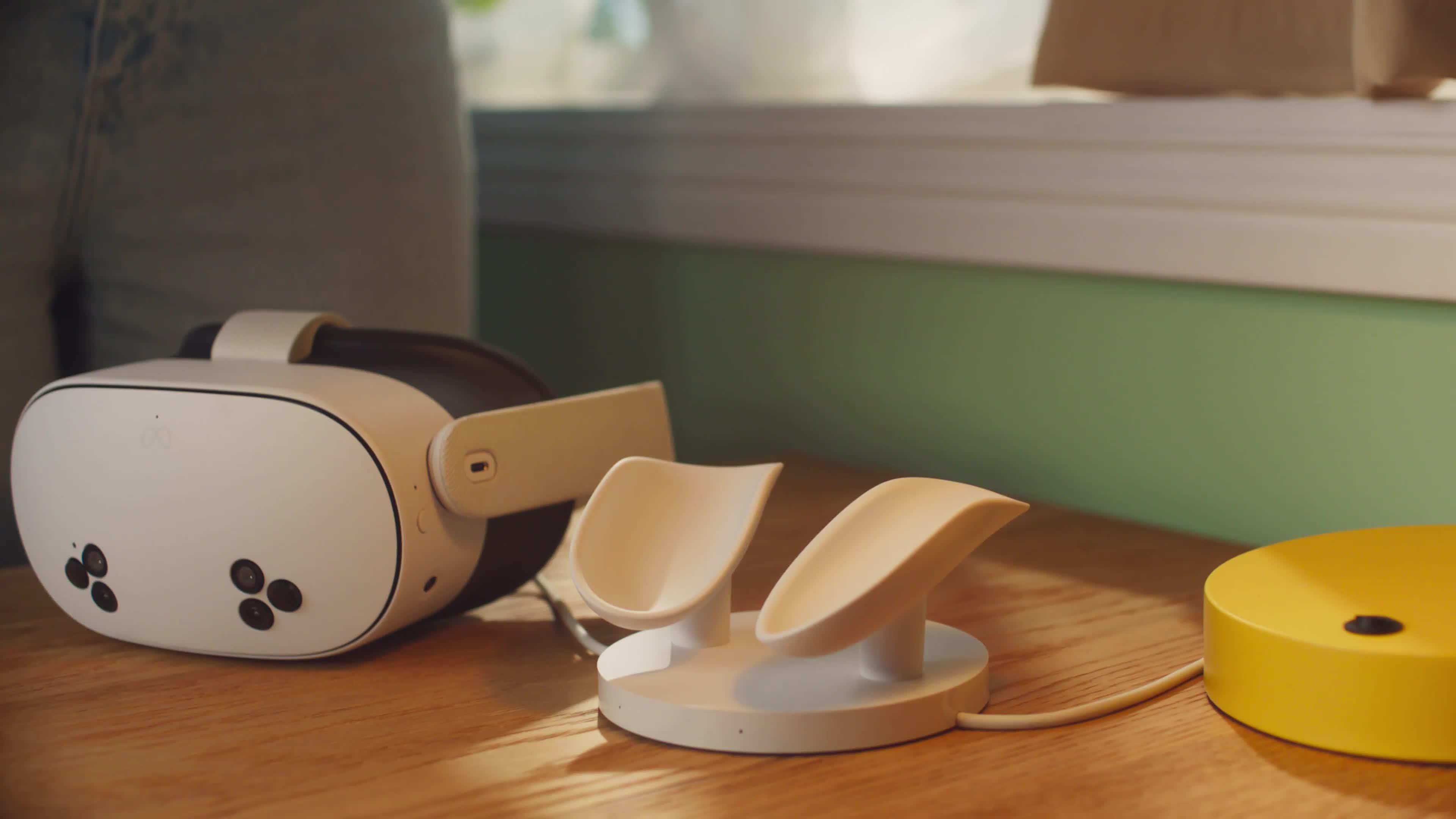 Image thumbnail 8 of 8 of Meta Quest Compact Charging Dock - Works with Meta Quest 3/3S - Extended headset charging cable - Wireless charging for Touch Plus controllers