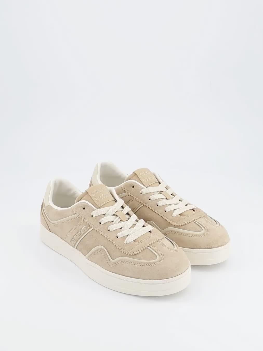 Image thumbnail 7 of 7 of Tommy Jeans Greenwich Sneaker - Gold