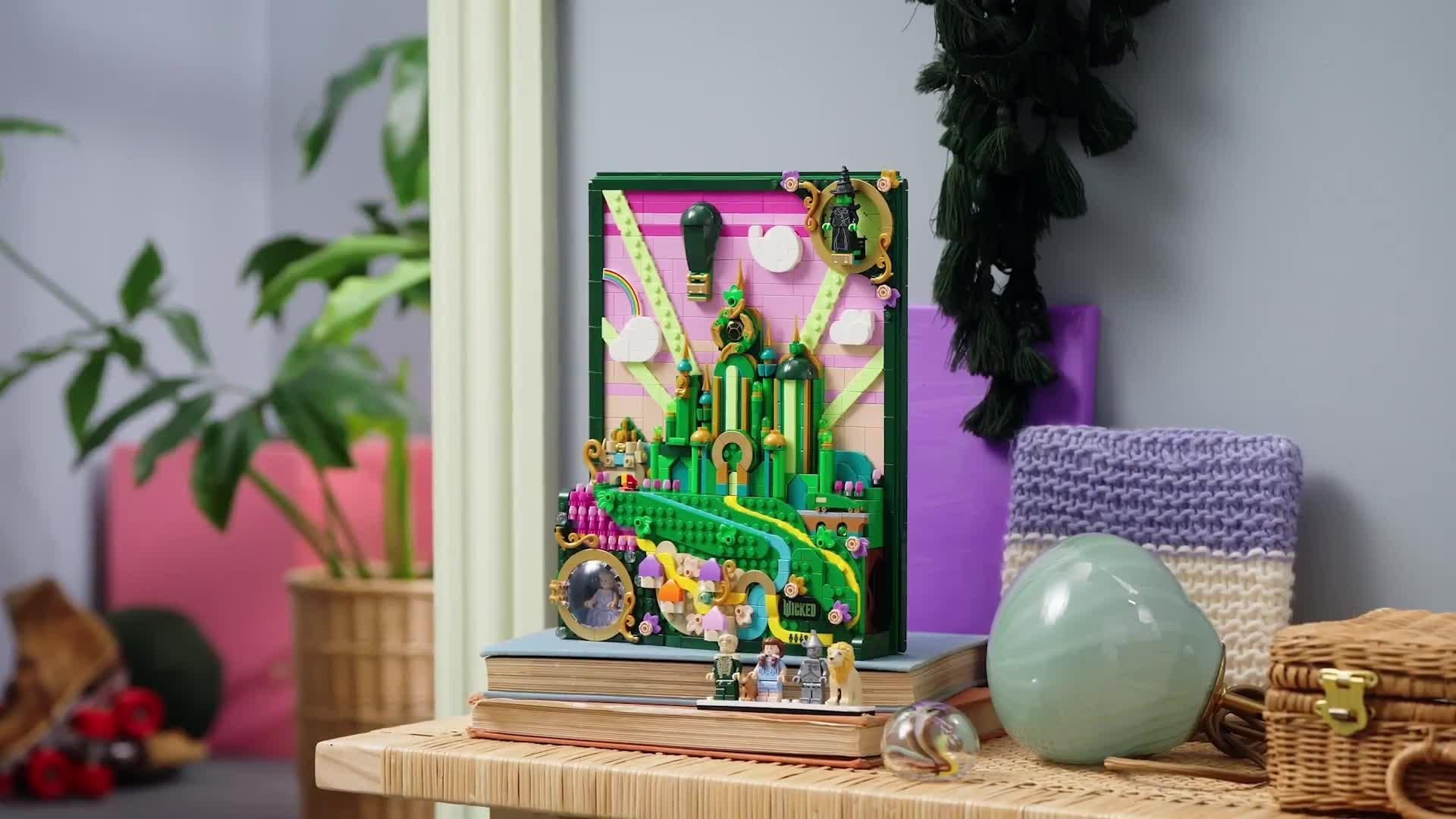 Image thumbnail 8 of 8 of LEGO Wicked Emerald City Wall Art Building Set 75685