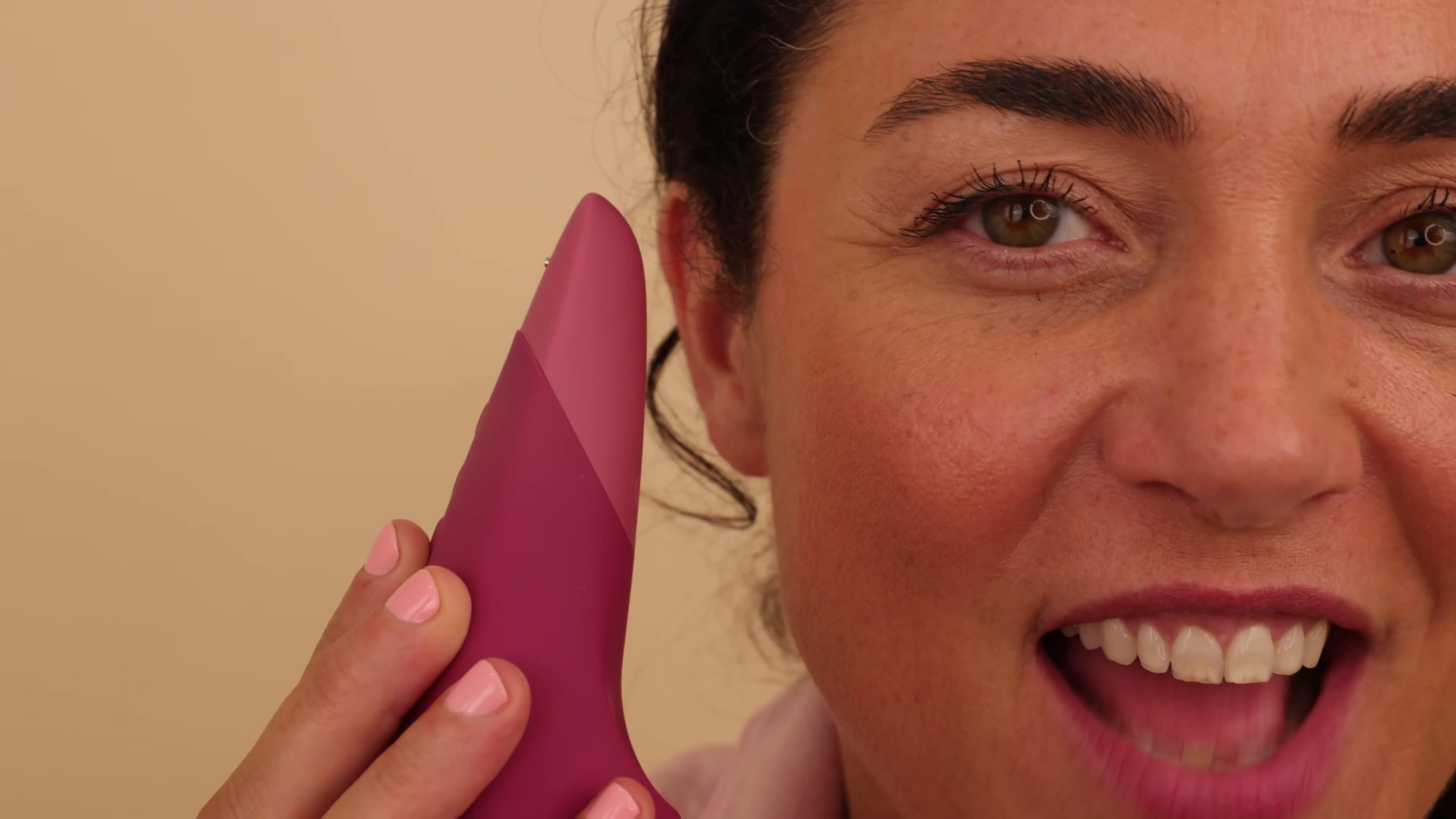 Image thumbnail 8 of 8 of Lovehoney Womanizer Vibe Sage