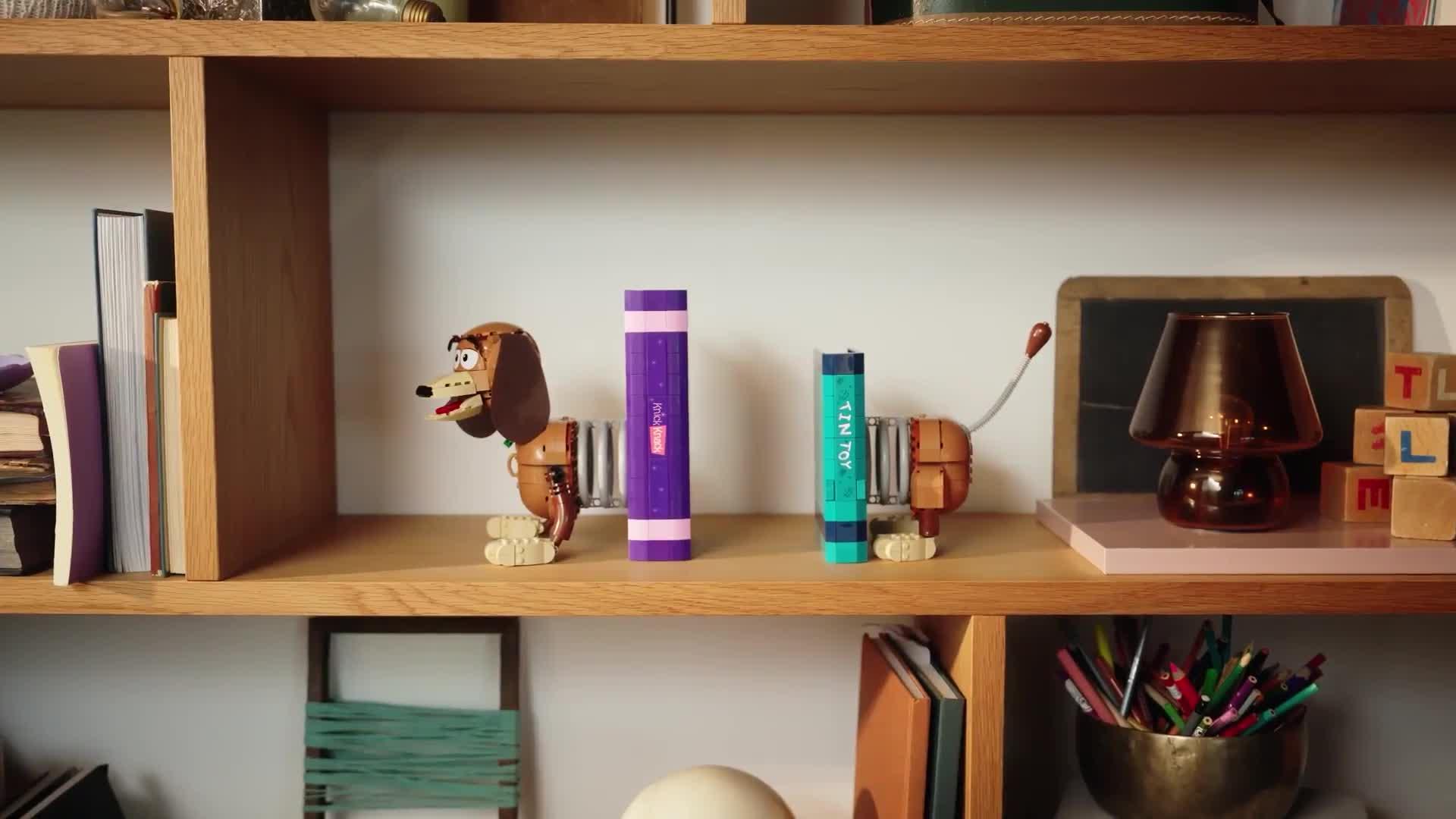 Image thumbnail 8 of 8 of LEGO Disney Slinky Bookend