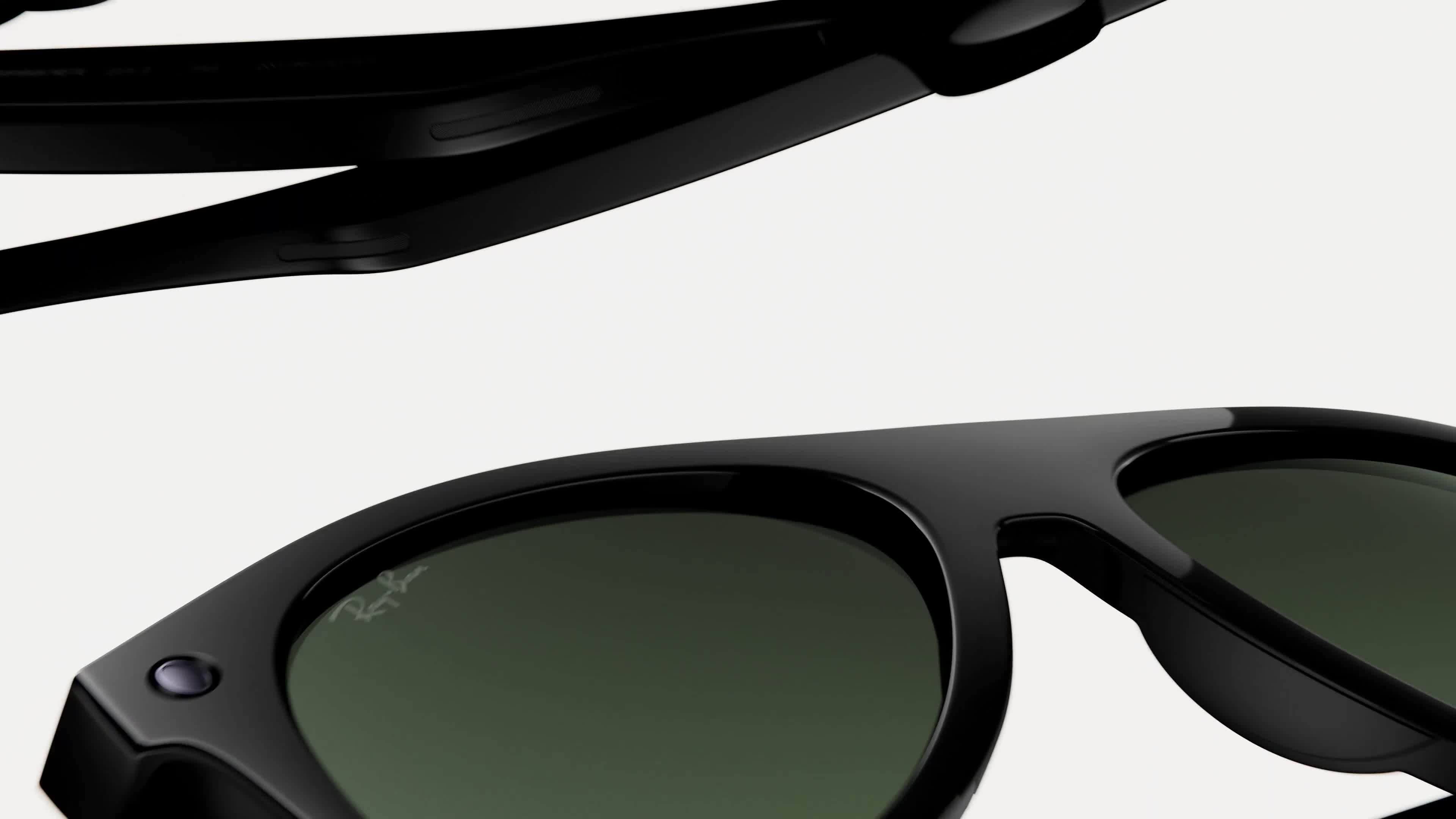 Image thumbnail 8 of 8 of Ray-Ban Meta Wayfarer (Gen 3) -&nbsp;Shiny Black, Polarised Green Lenses
